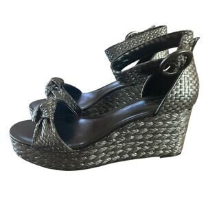 On 34th Nihari Knot Platform Wedge Sandals NEW Size 10